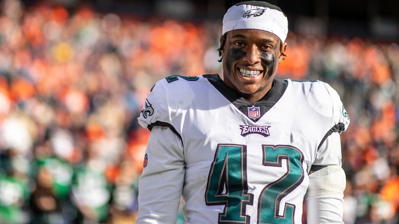 Eagles' DeVonta Smith got his birthday wish in Sunday's win vs