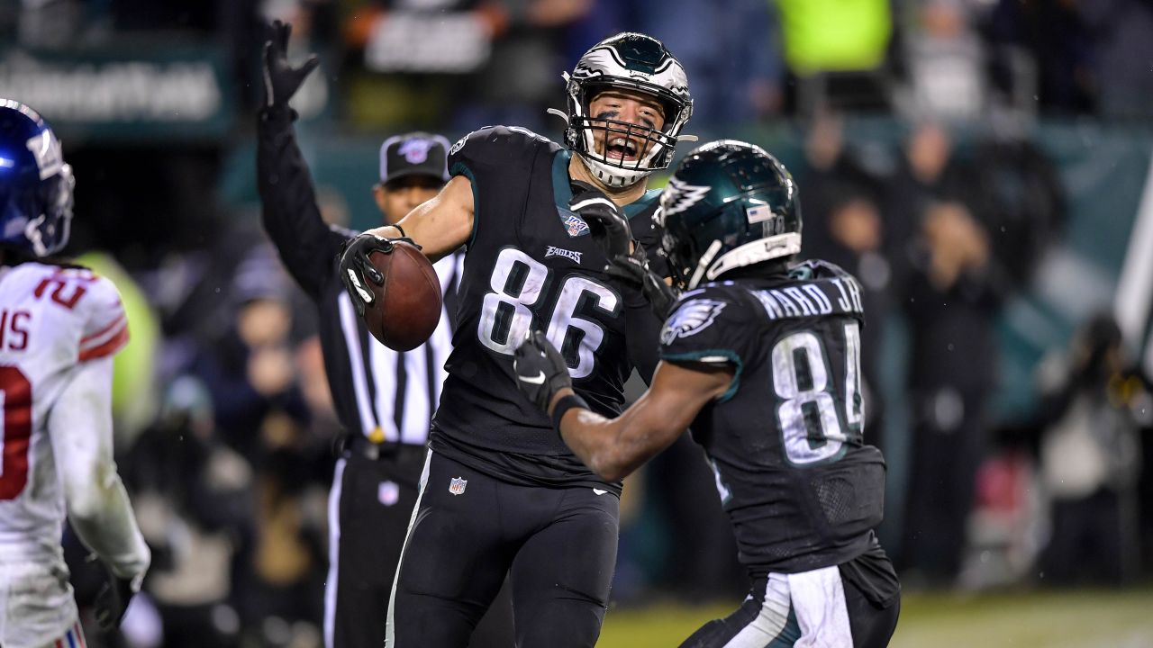 Boston Scott is Philadelphia Eagles' hero in 23-17 overtime win