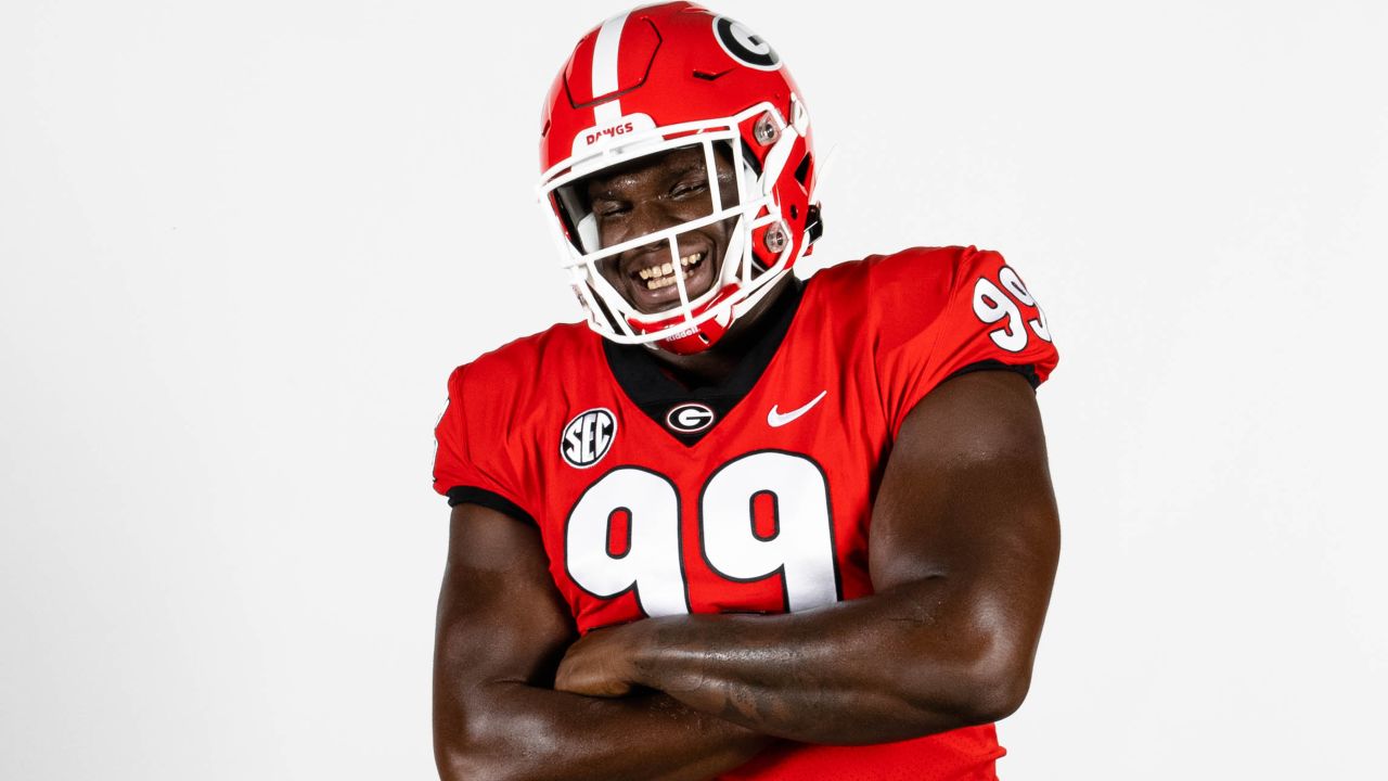 NFL Draft 2022: What massive Georgia DT Jordan Davis brings to the Eagles -  The Athletic