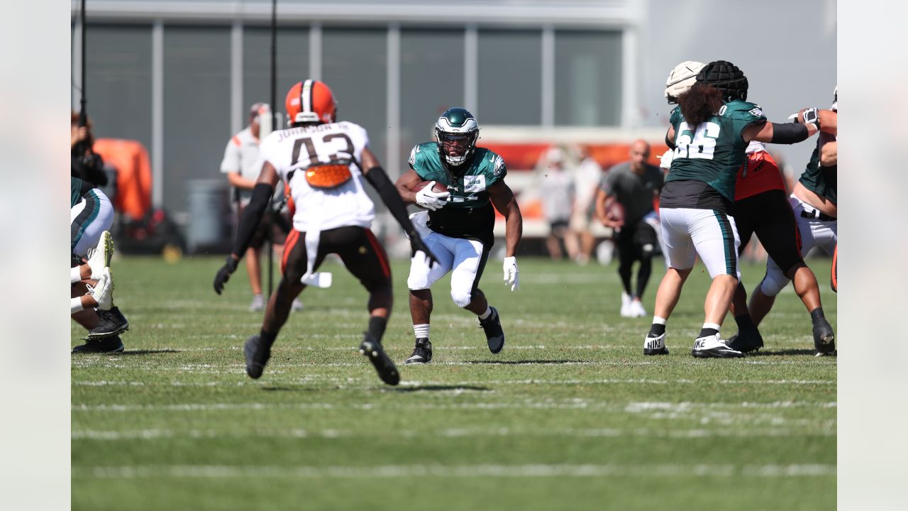 Eagles training camp 2023: James Bradberry, Nakobe Dean miss practice with  minor injuries – NBC Sports Philadelphia