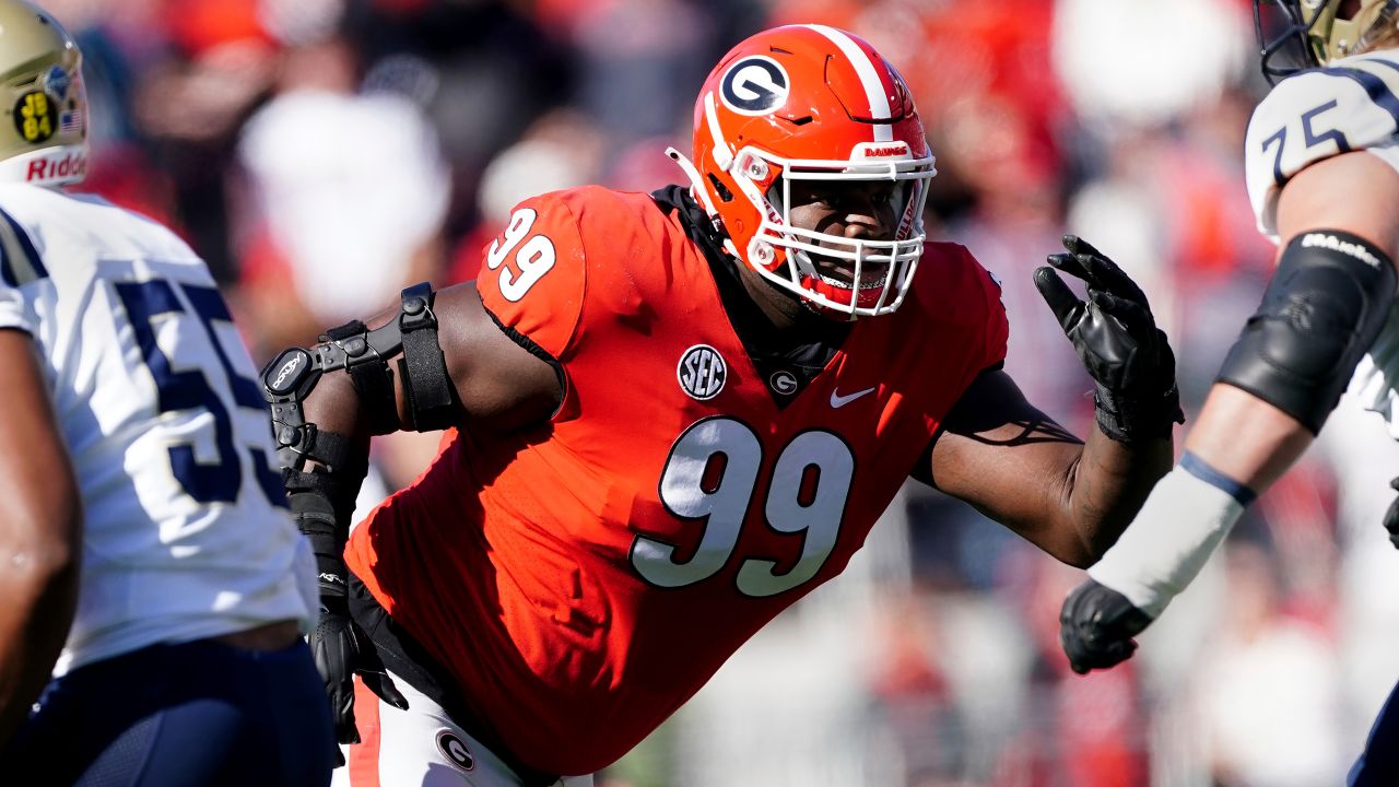 Philadelphia Eagles select Georgia DT Jordan Davis with 13th