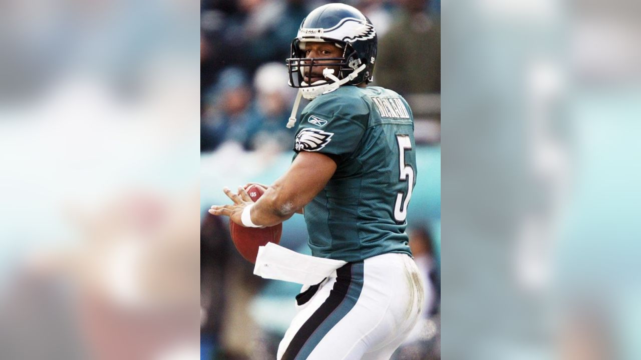 Donovan McNabb to retire with the Eagles in September - Bleeding Green  Nation