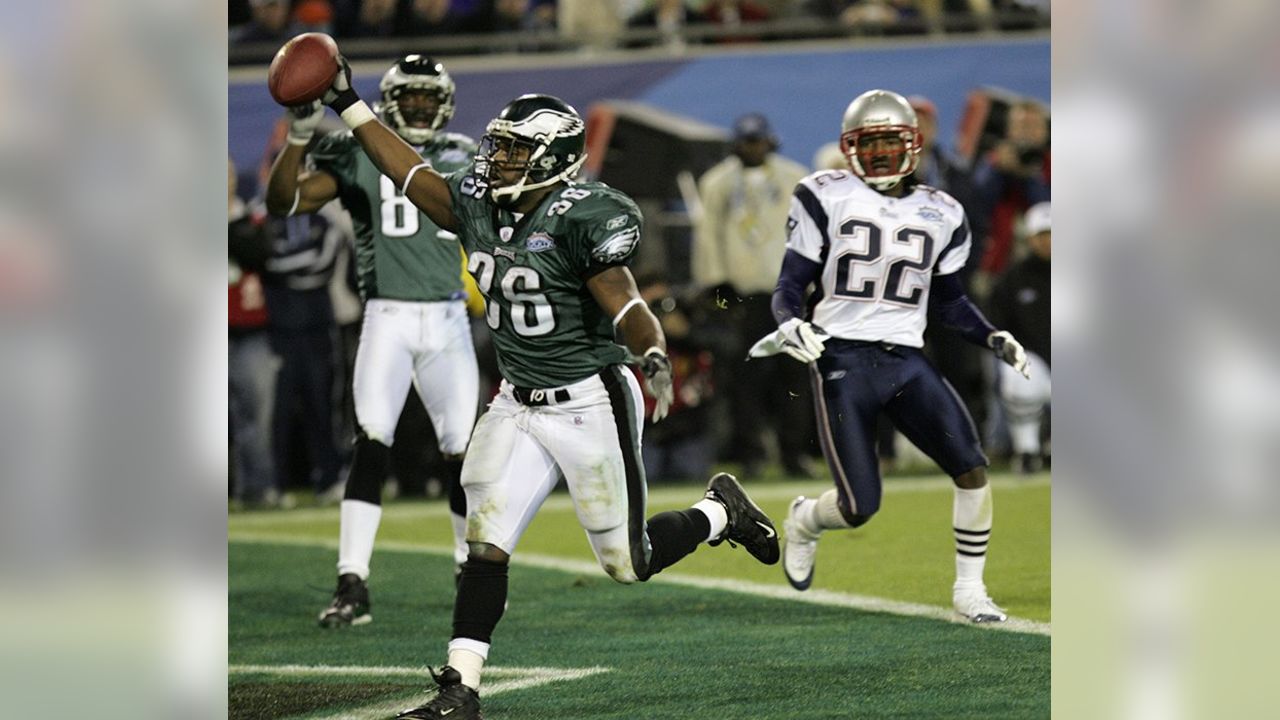 Super Bowl XXXIX rematch: Brian Westbrook quietly led Eagles