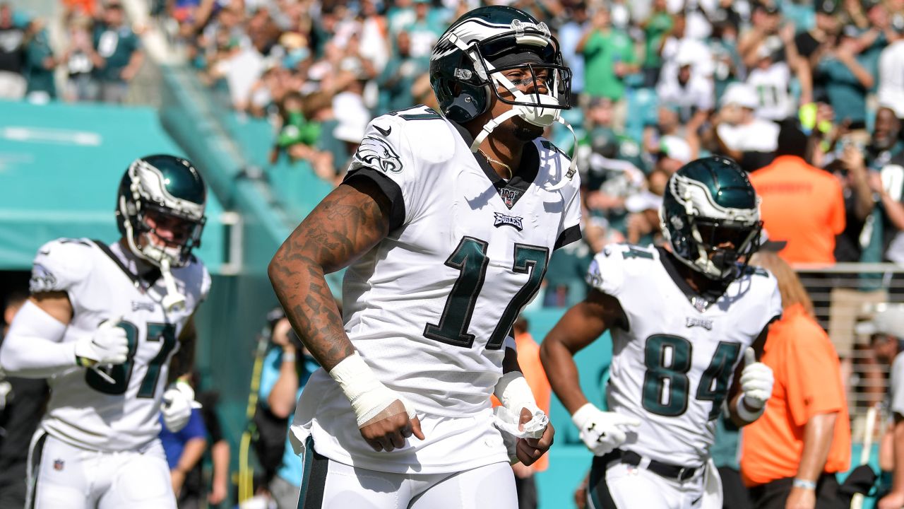 Game Recap: Eagles fall in stunning fashion to Dolphins, 37-31