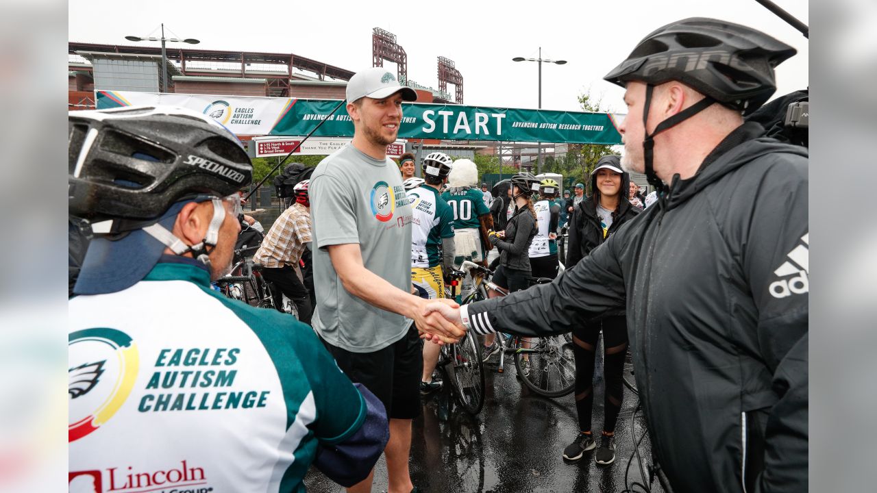 Philadelphia Eagles Autism Challenge Cycling Jersey Size Adult