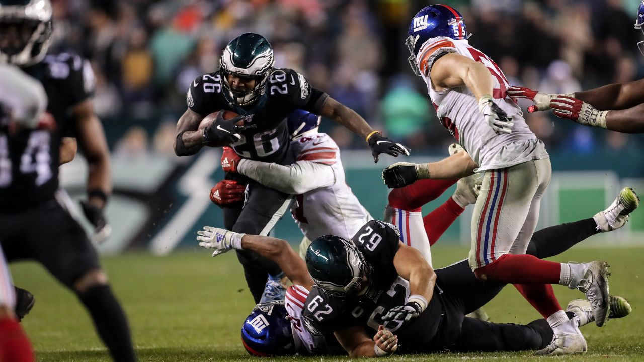 Giants vs. Eagles: December 9