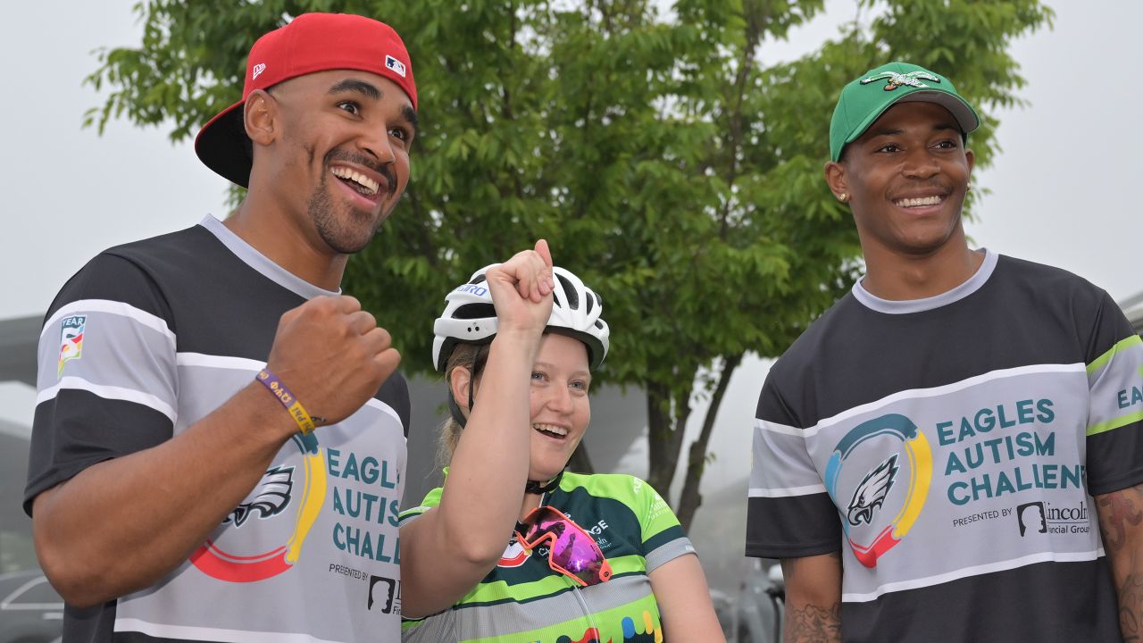 Eagles Autism Challenge Brings Together Jason Kelce, Fans Biking