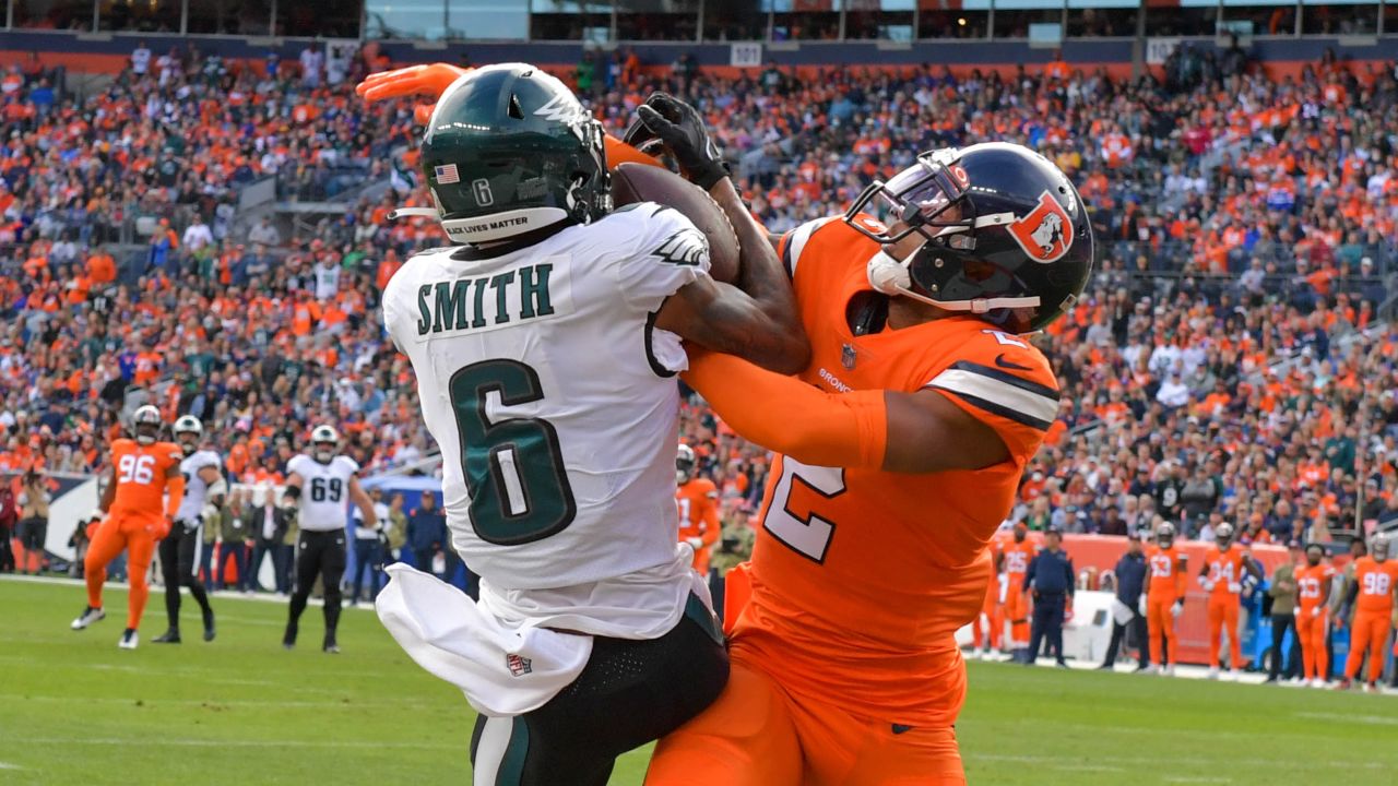 WATCH: Eagles' DeVonta Smith's TD catch against Broncos' Pat