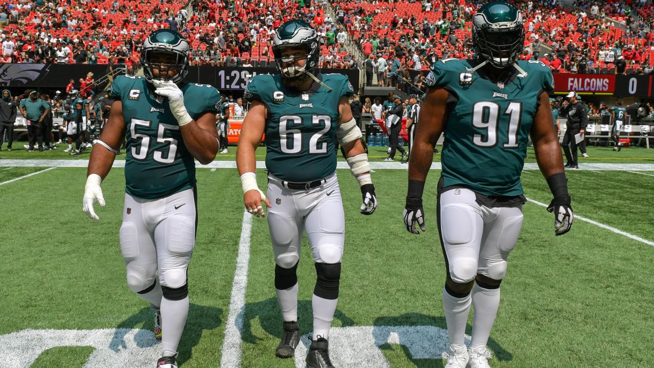 Philadelphia Eagles head coach Nick Sirianni explains his celebratory  handshake with QB Jalen Hurts - 6abc Philadelphia