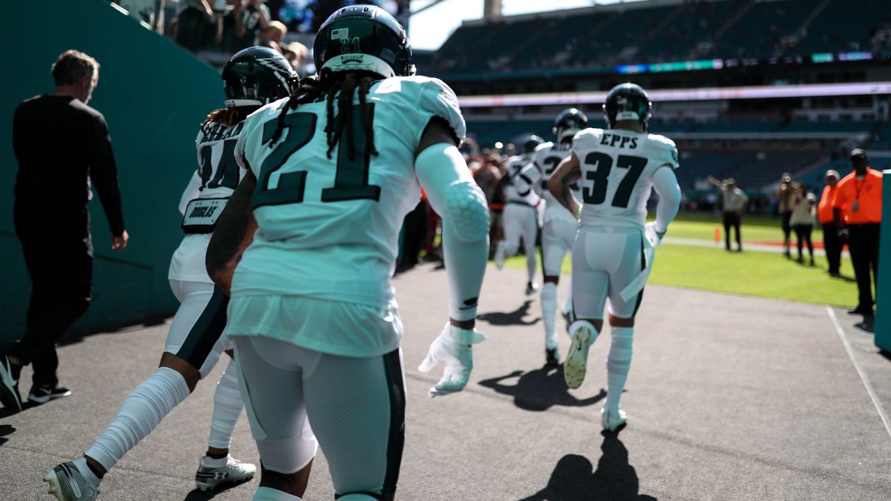 EAGLES VS. DOLPHINS - Hard Rock Stadium