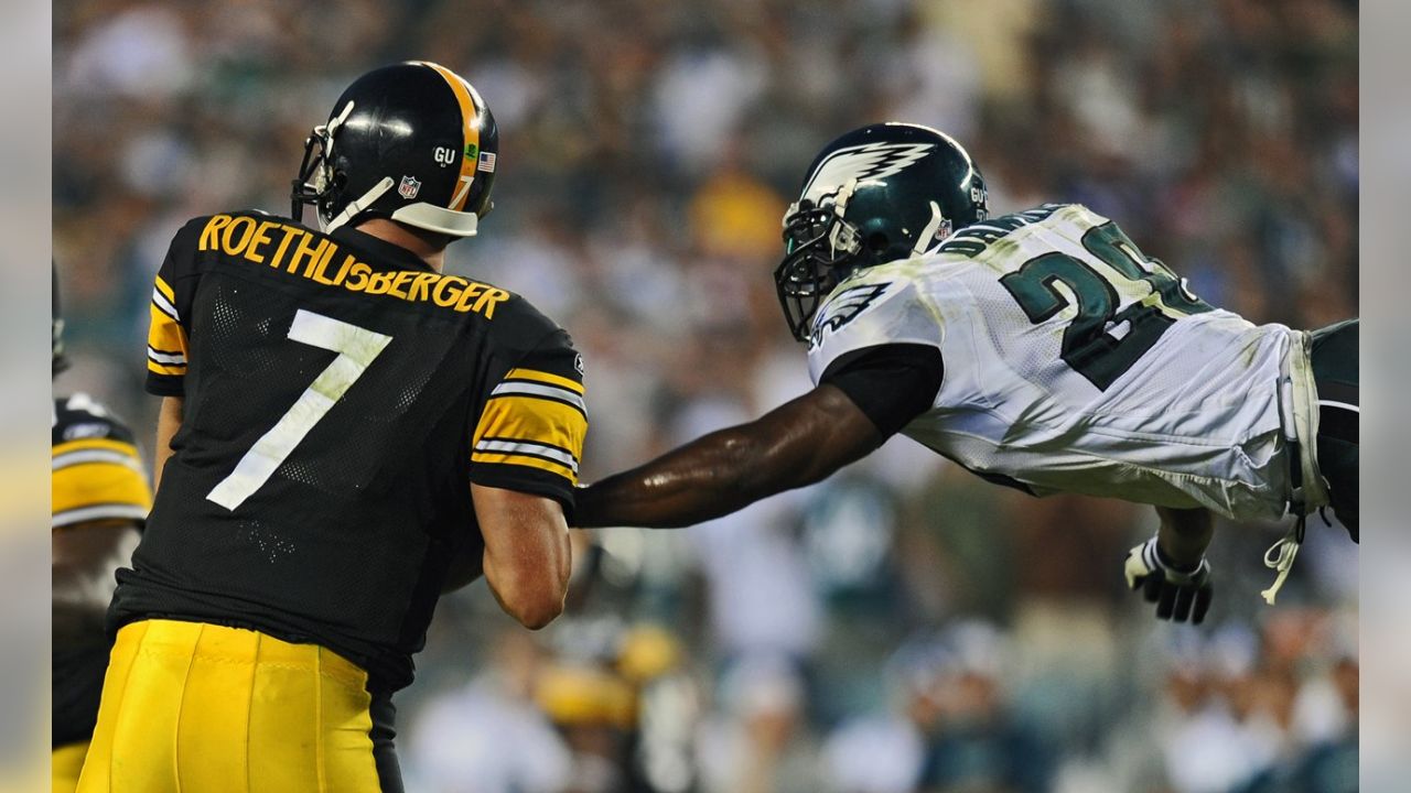 Dawkins was a ferocious force for Eagles