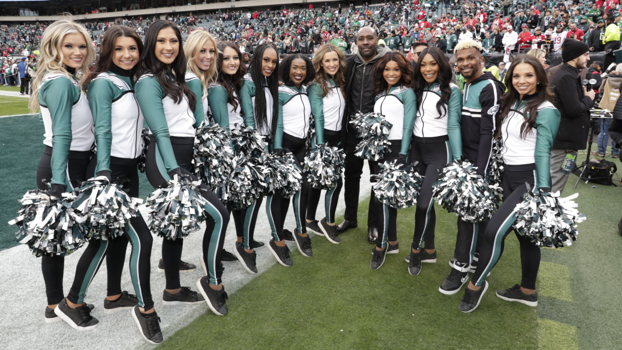 12 New Jersey Girls Cheering for the 2022 Philadelphia Eagles