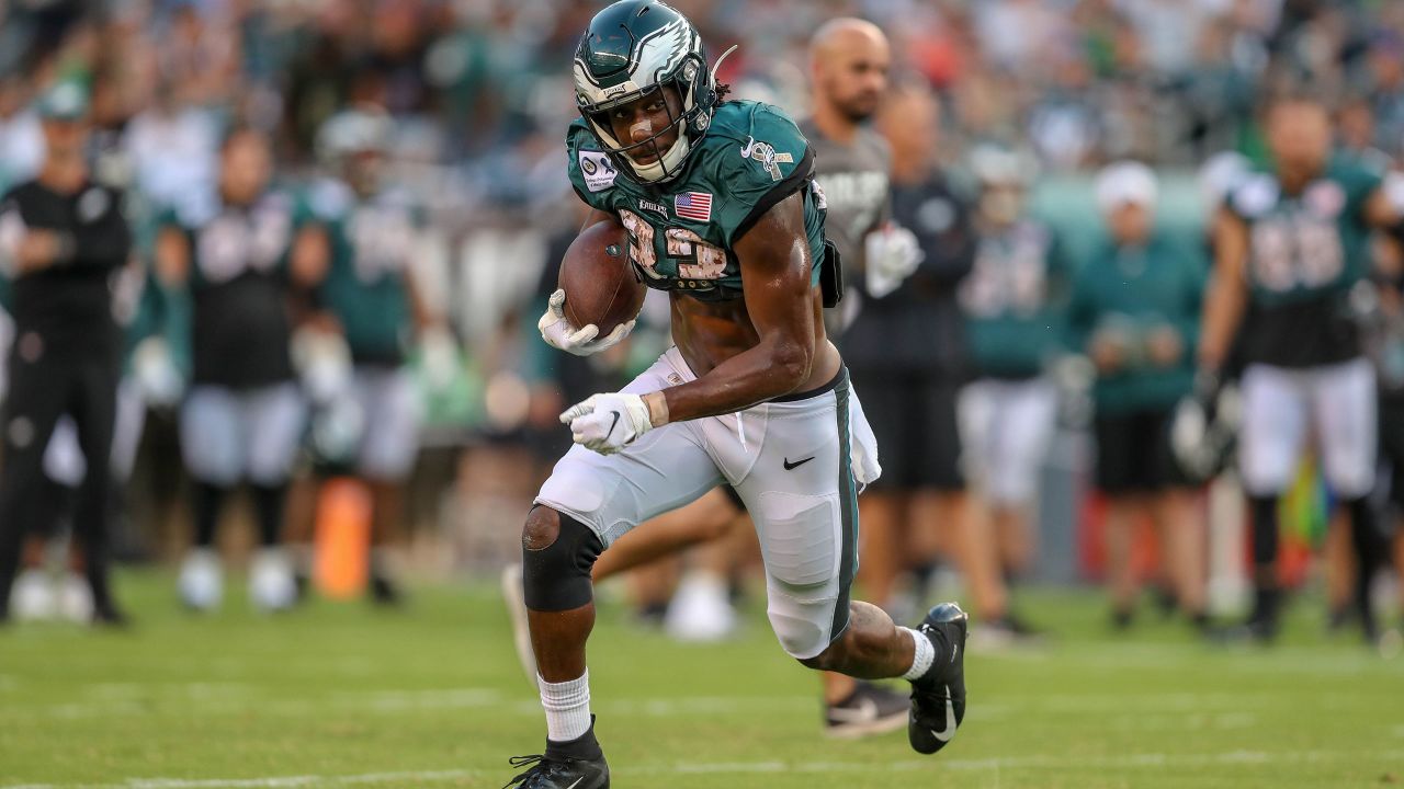 Practice Notes: Eagles fans show once again why they're the best