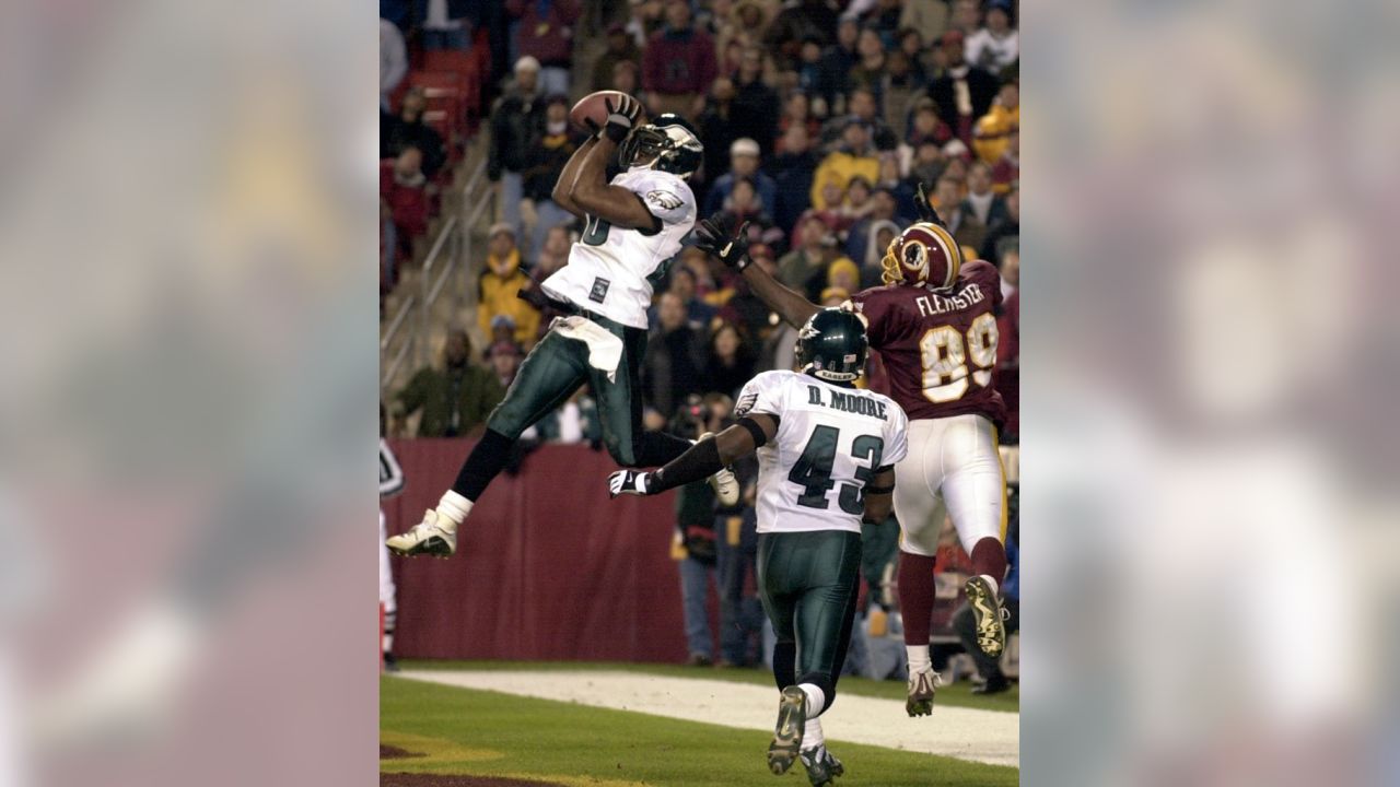 Philadelphia Eagles' Brian Dawkins shows different side in book