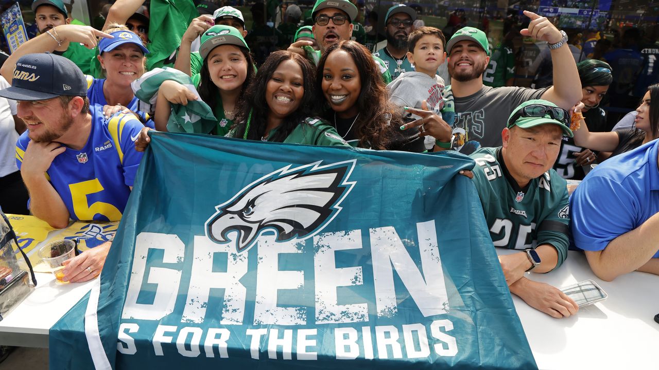 Philadelphia Eagles fans no longer allowed to attend games at