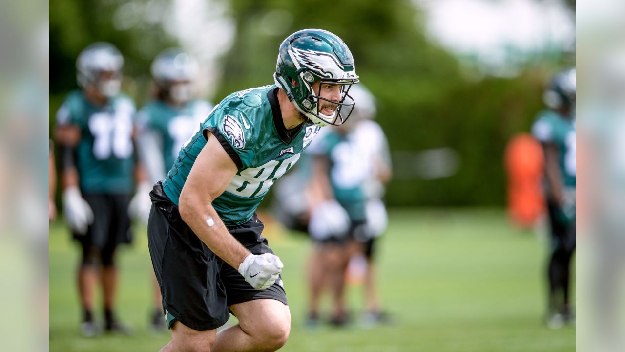 UPDATE: Wilson Signs with Philadelphia Eagles Following Rookie