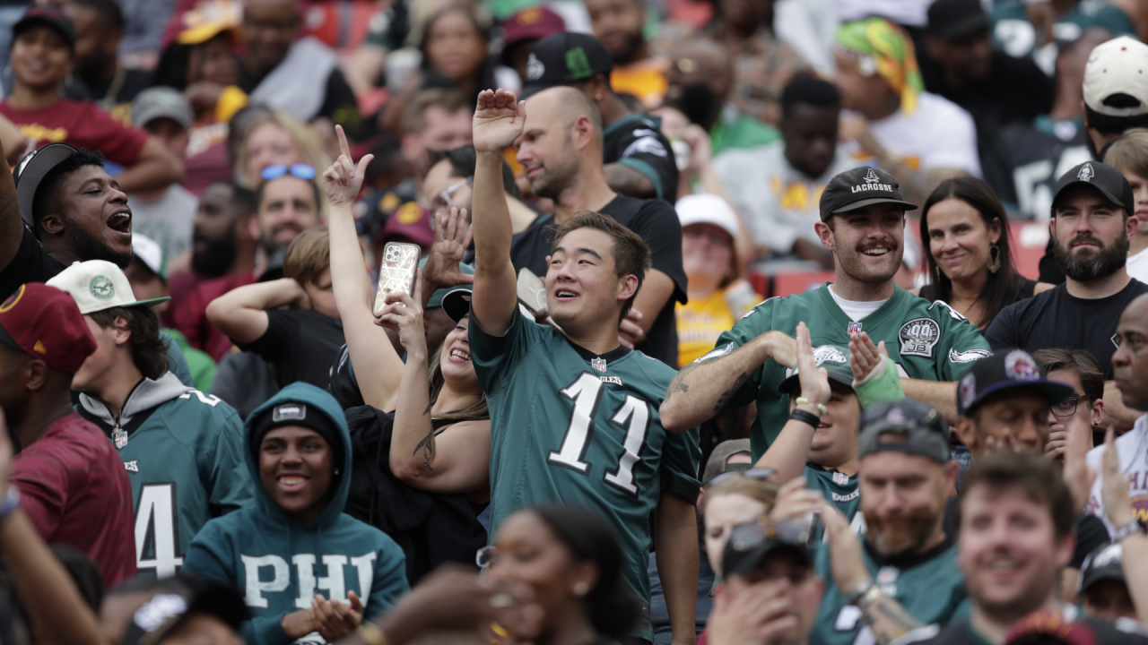 Eagles fans take over Washington's stadium, with many turning