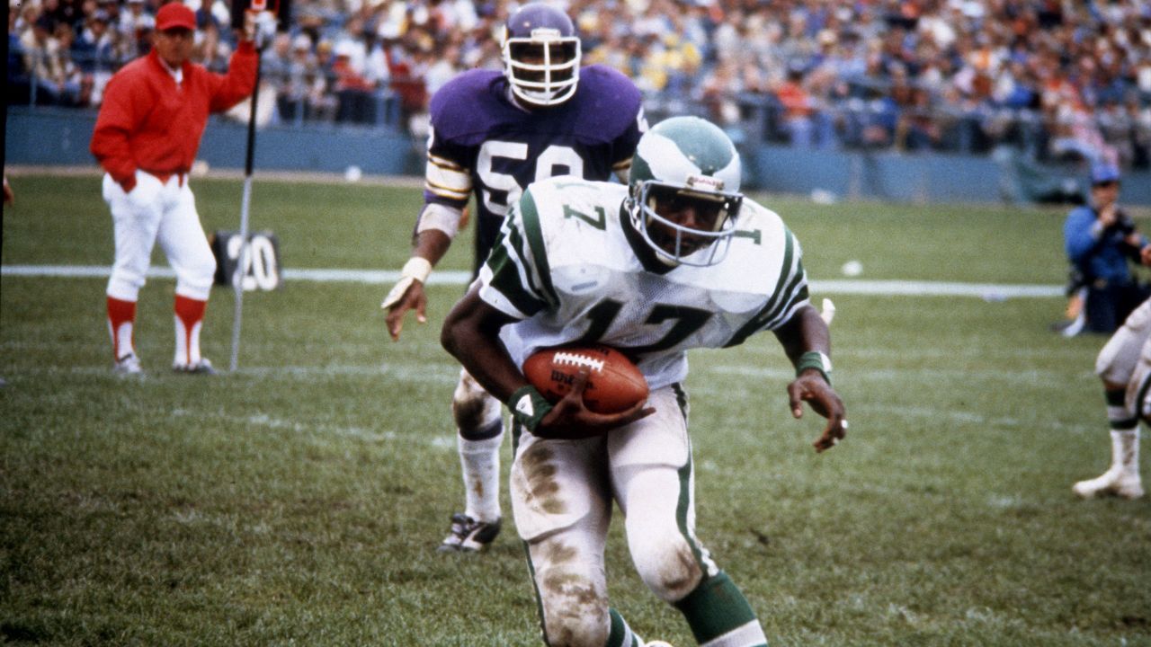 Philadelphia Eagles: Harold Carmichael takes a Hall of Fame bow (video)