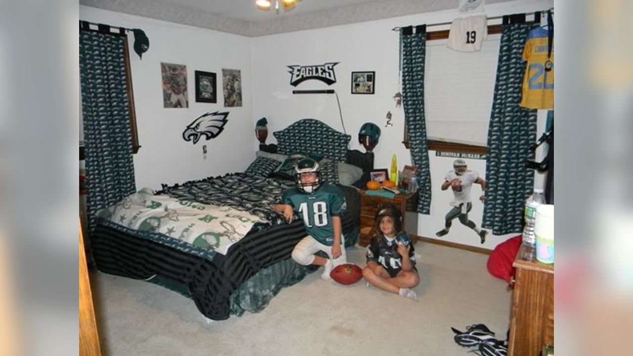 Eagles fan prepping his ultimate fan cave for Super Bowl