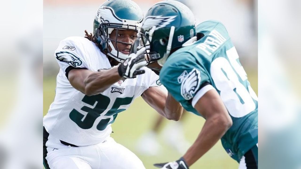 Philadelphia Eagles defensive back Trevard Lindley #35 in drills