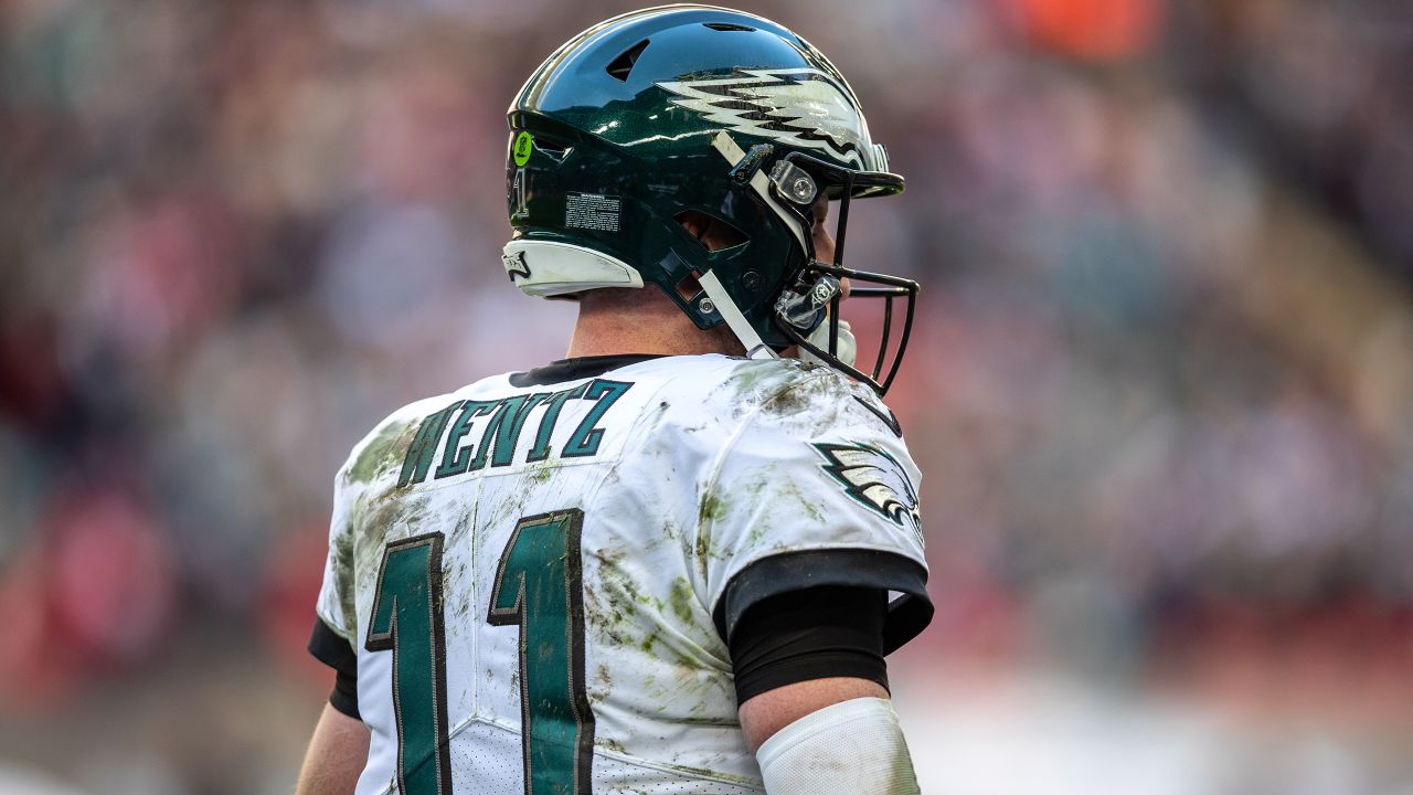 Nike NFL Players On Field Philadelphia Eagles Carson Wentz #11