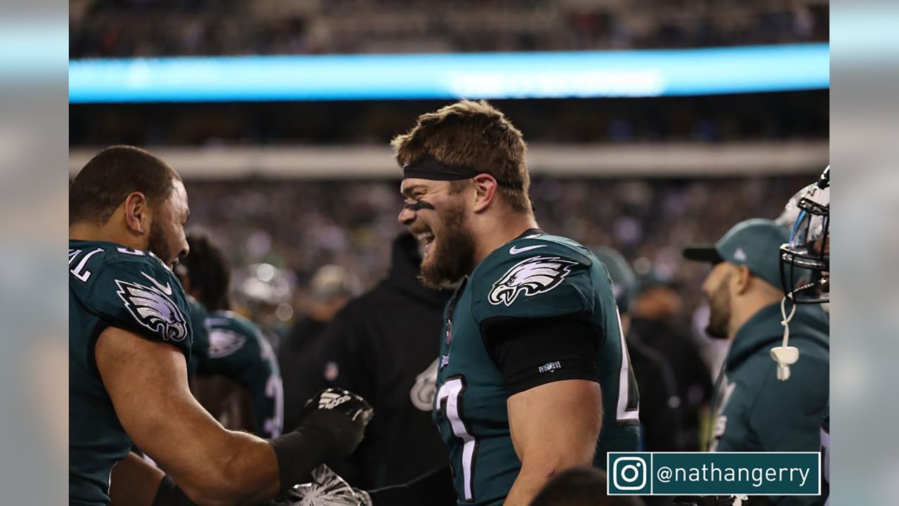 Eagles' Dallas Goedert talks Nick Foles' poise during playoff win vs. Bears