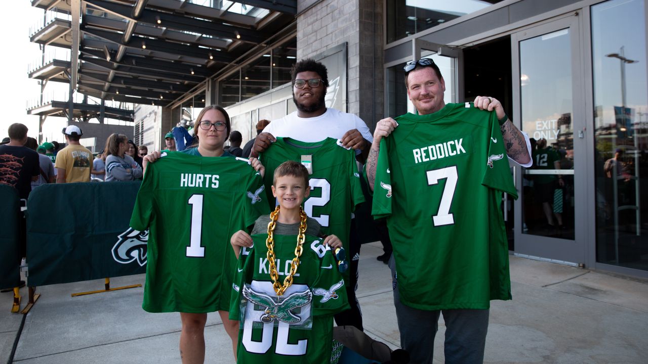 Eagles fans flocking to Lancaster pro shop