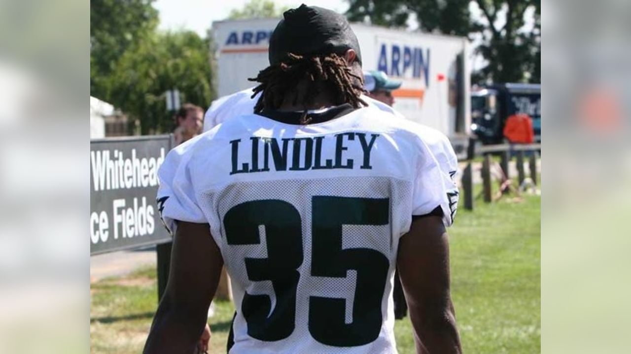 Philadelphia Eagles defensive back Trevard Lindley #35 in drills