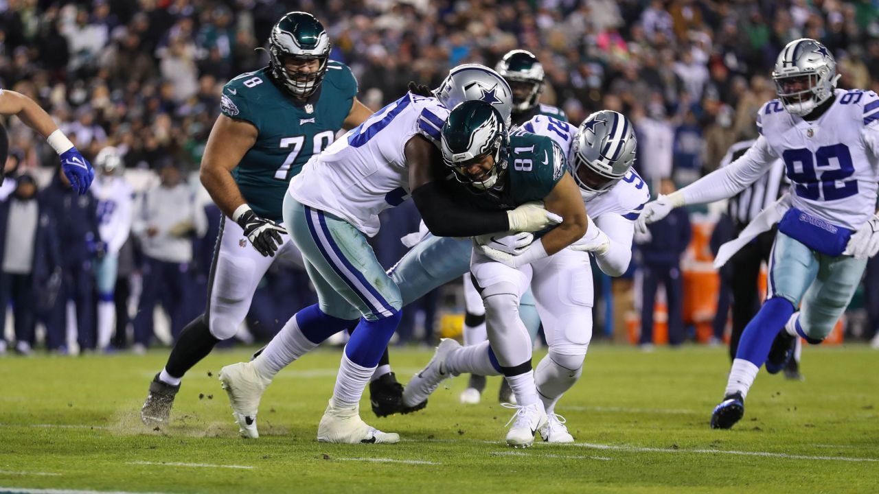 Dallas Cowboys vs. Philadelphia Eagles - NFL Week 18 (1/8/22