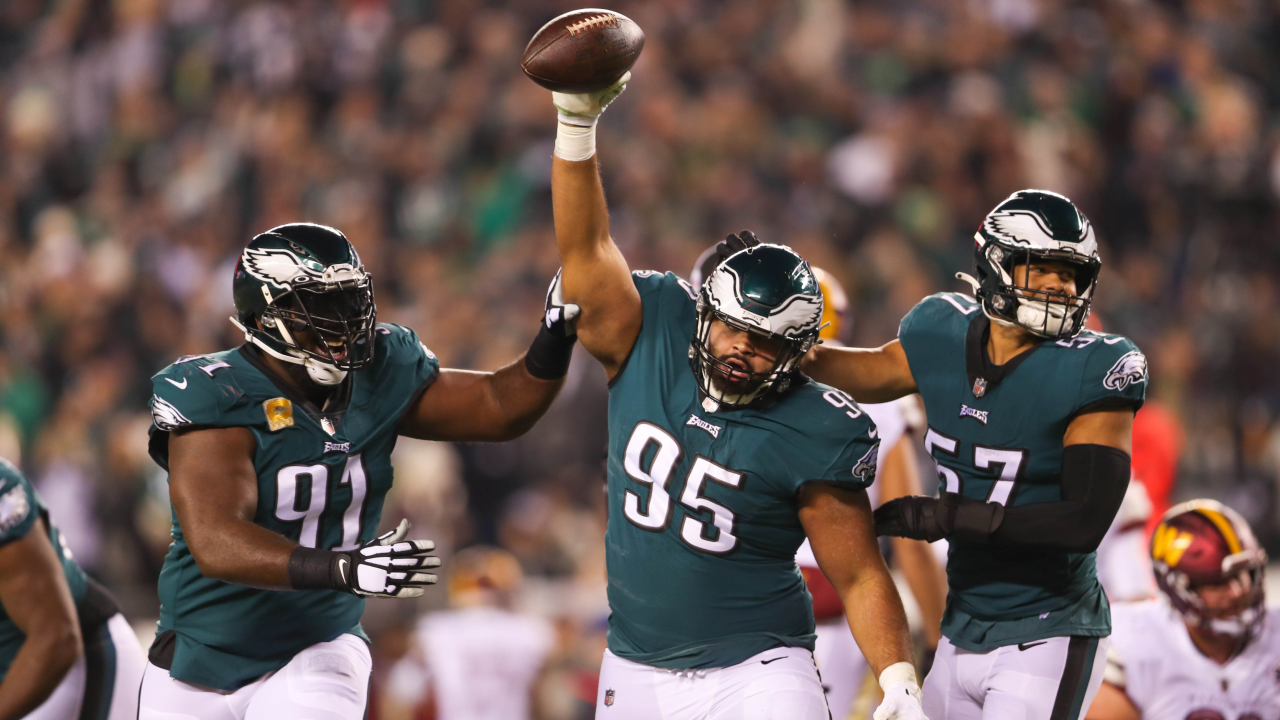 Washington Commanders 32 vs 21 Philadelphia Eagles summary: stats and  highlights