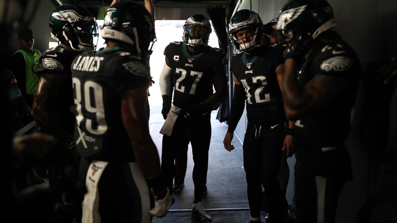 Eagles breaking out black uniforms for Week 9 Bears game