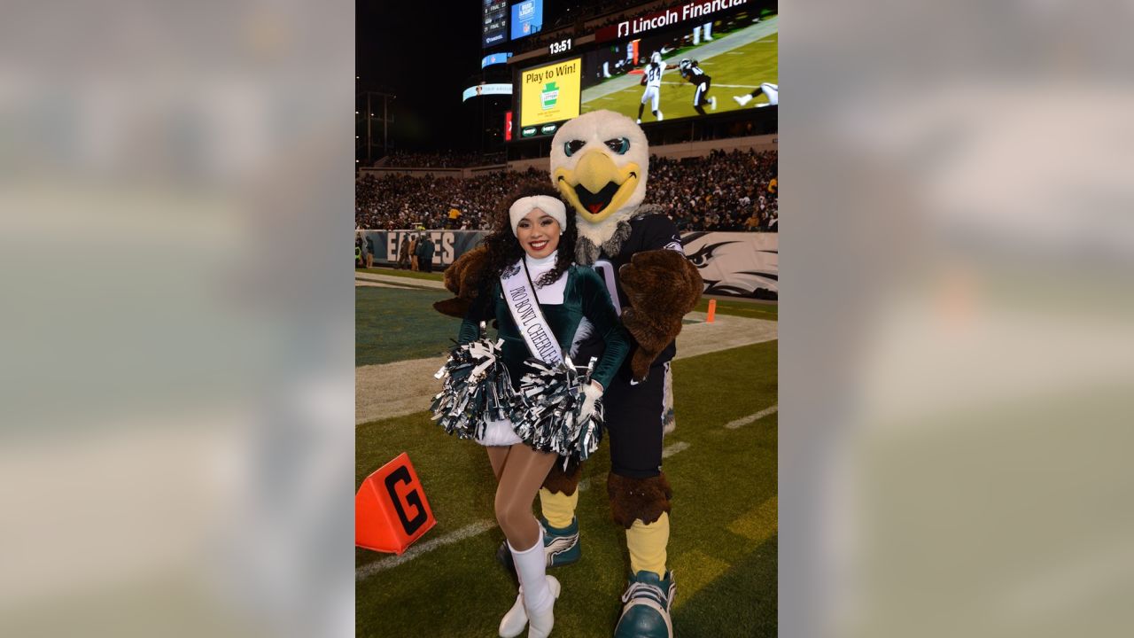 Philadelphia Eagles show off holiday cheer before matchup with Oakland  Raiders 