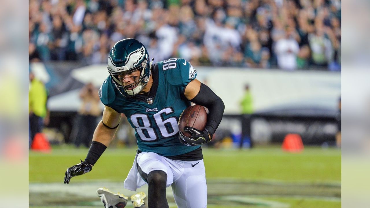 Philadelphia Eagles TE Dallas Goedert hopes for new contract soon