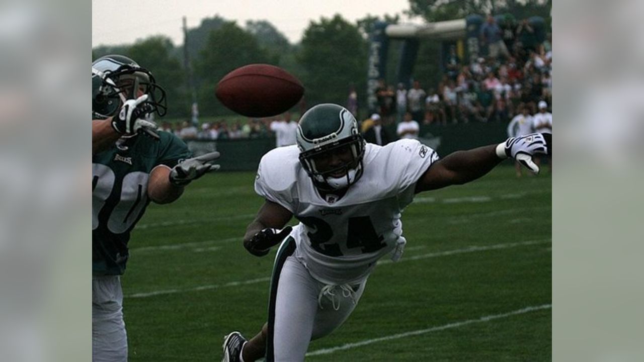 Philadelphia Eagles TE Brent Celek, LB Stewart Bradley & WR DeSean