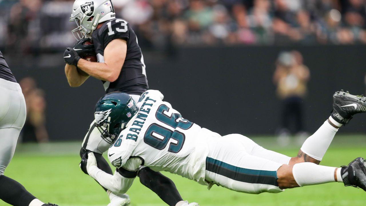 Passive Eagles' defense, Jalen Hurts struggle in 33-22 loss to Raiders