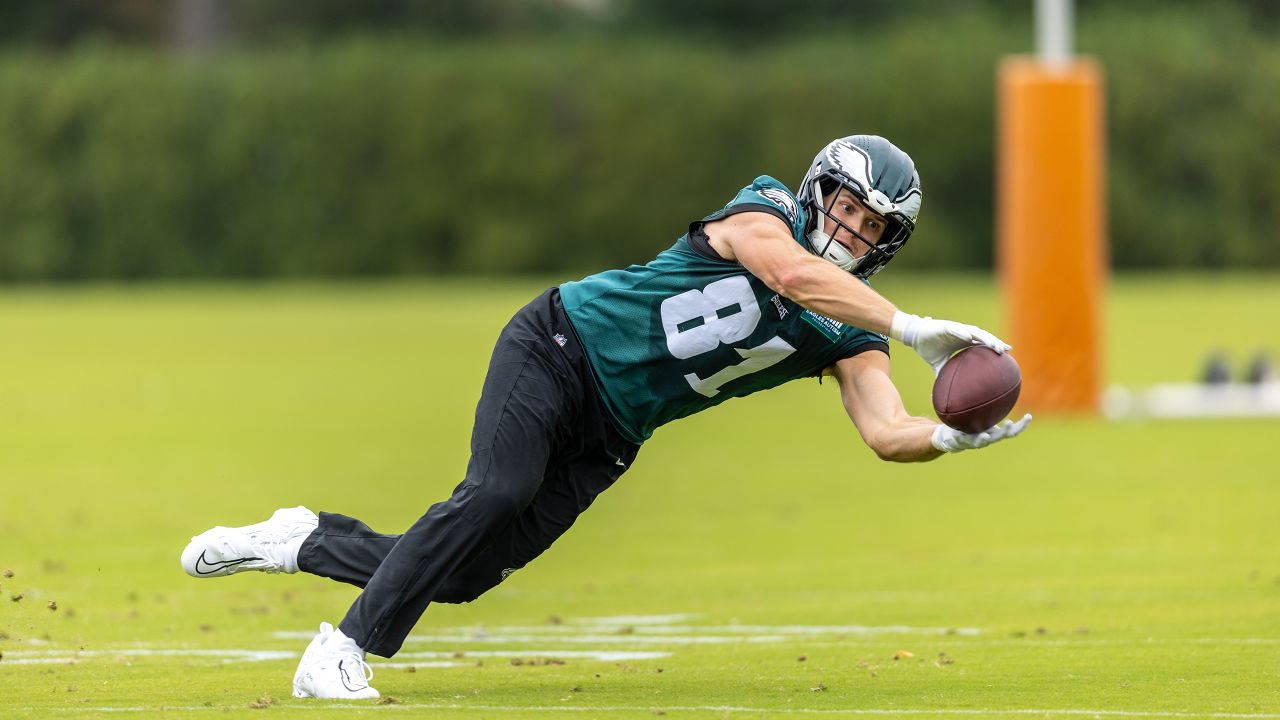 Eagles updated 53-man roster vs. Commanders: News and notes for Week 4