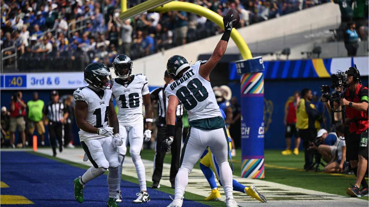 Philadelphia Eagles vs. L.A. Rams Preview: Undefeated Philly Flies West -  Sports Illustrated Philadelphia Eagles News, Analysis and More