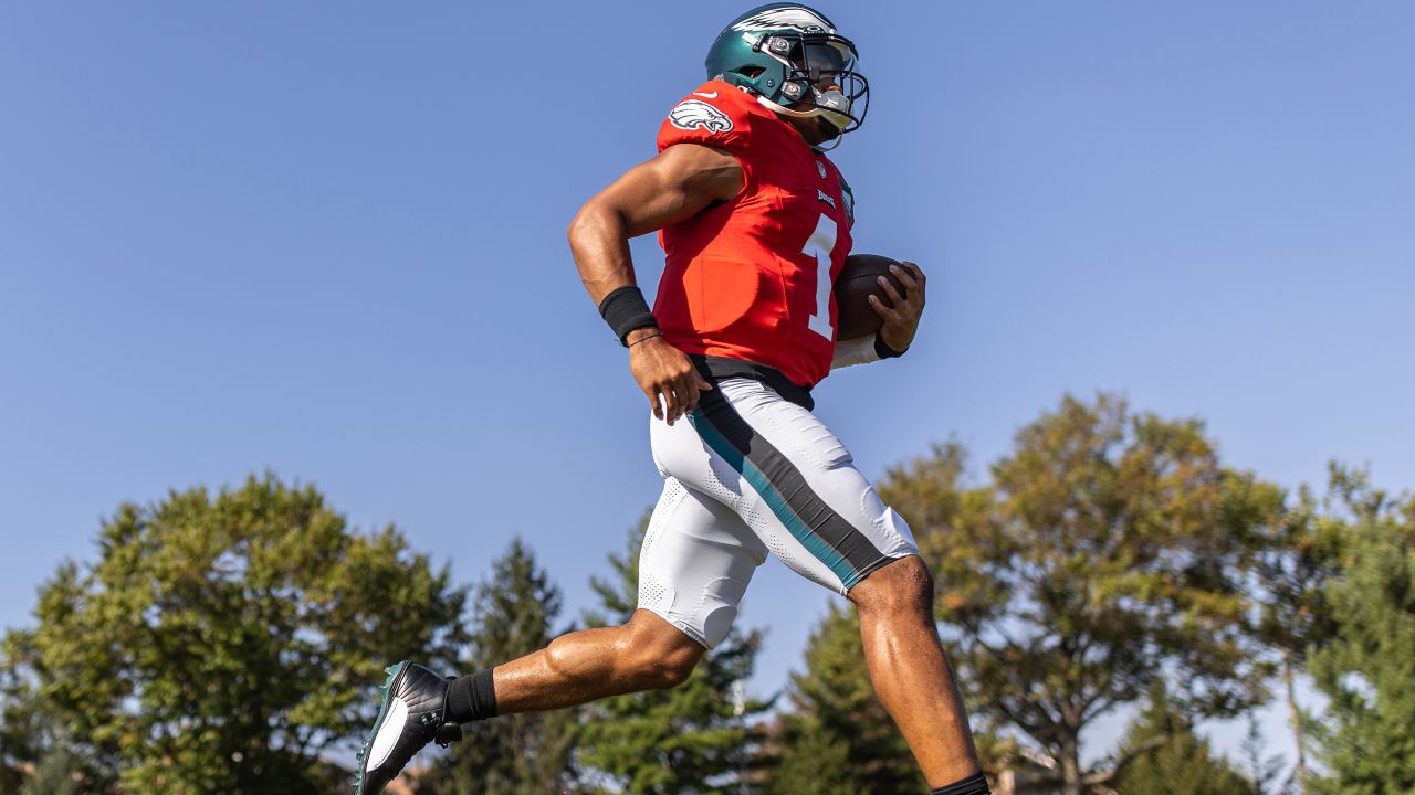 Little Caesars Goes through NFL Training in Campaign Featuring Quarterback  Matthew Stafford