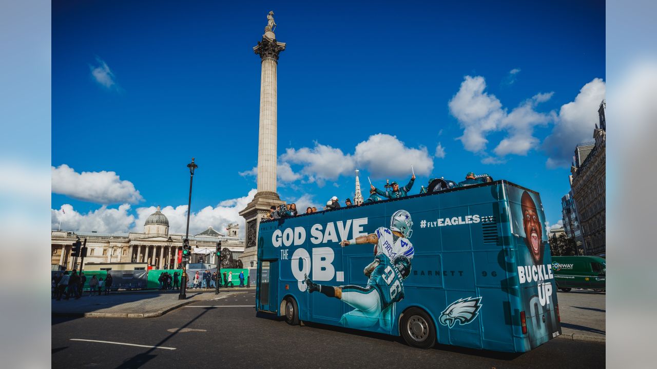 Eagles fans take over London pub with Brent Celek, Jon Dorenbos