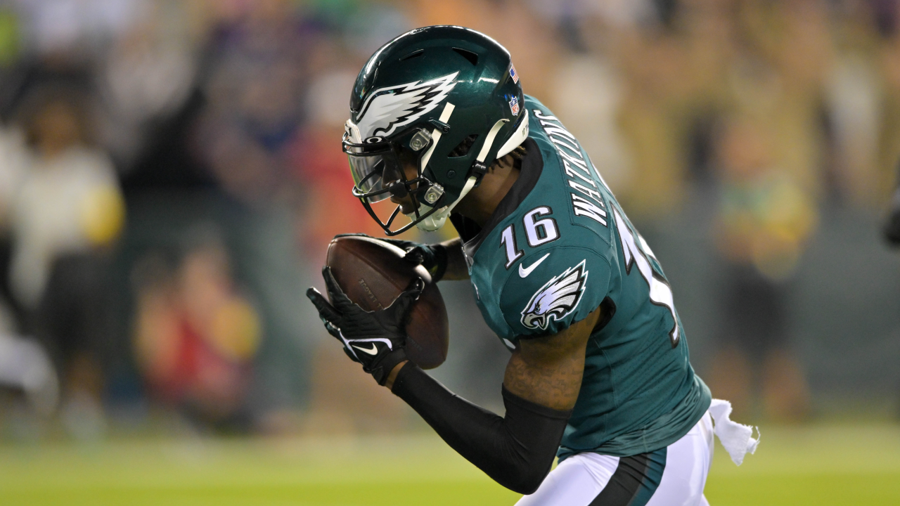 Minnesota Vikings safety Lewis Cine (6) in action during the NFL football  game against the Philadelphia Eagles, Monday, Sept. 19, 2022, in  Philadelphia. (AP Photo/Chris Szagola Stock Photo - Alamy