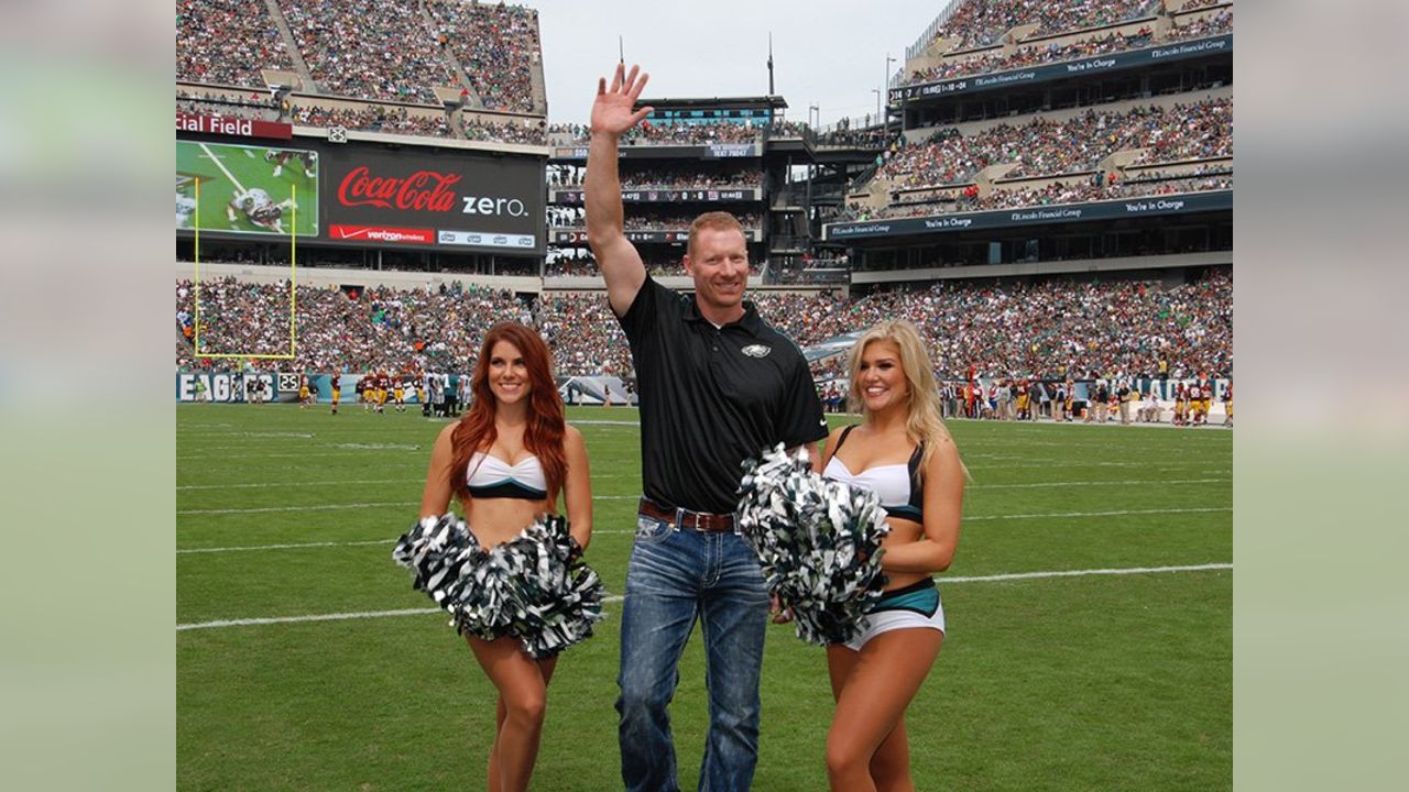 Eagles cheerleader connects with fans on and off the field - Northeast Times