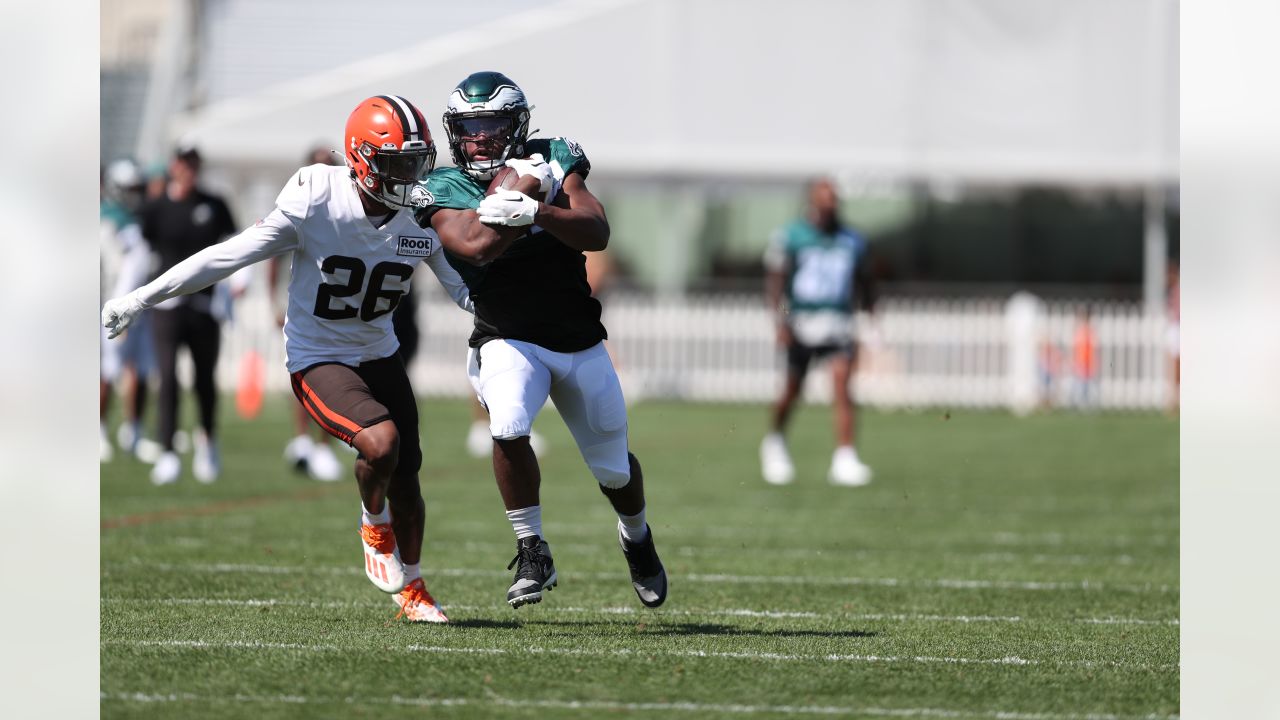 Eagles training camp 2023: James Bradberry, Nakobe Dean miss practice with  minor injuries – NBC Sports Philadelphia