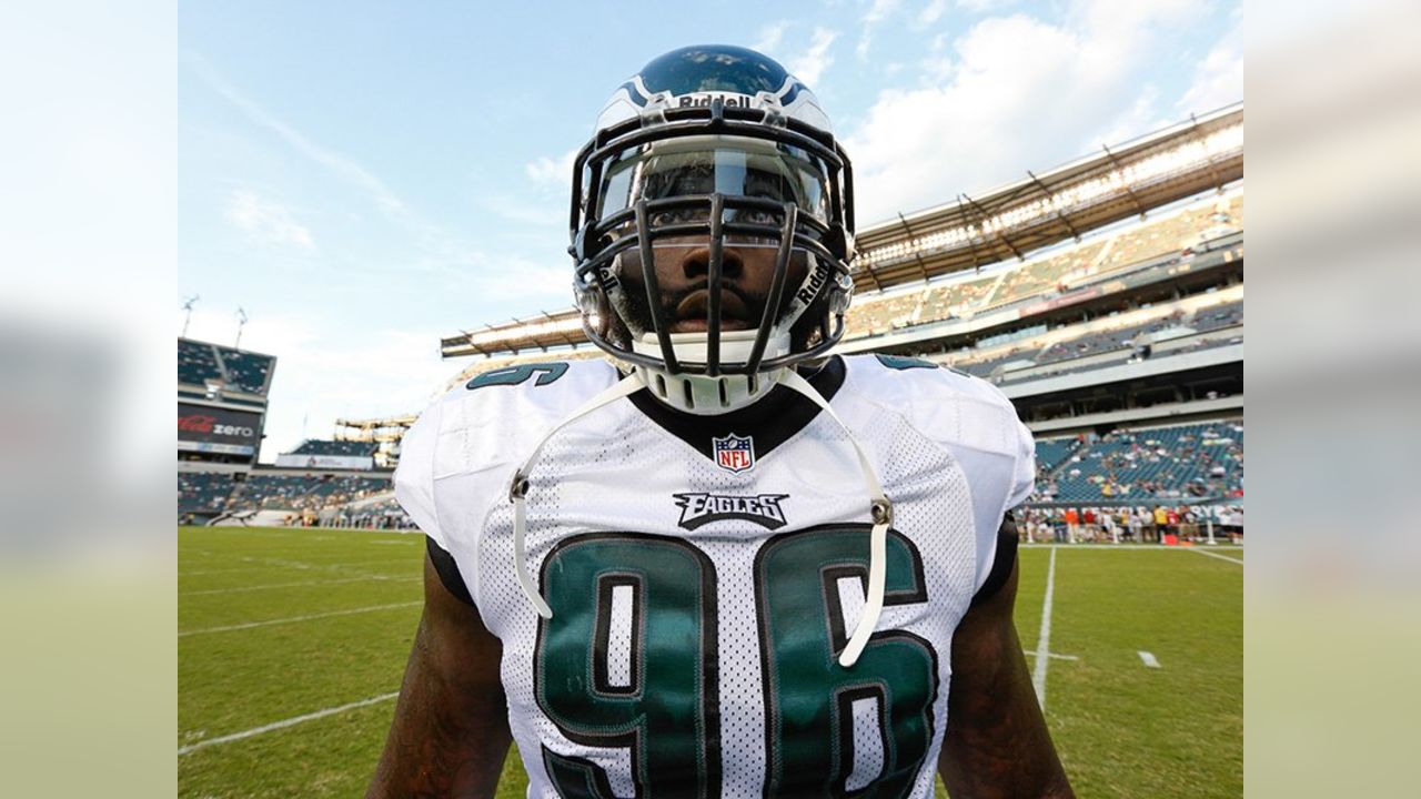 Eagles fans flock to Lincoln Financial Field before the Super Bowl