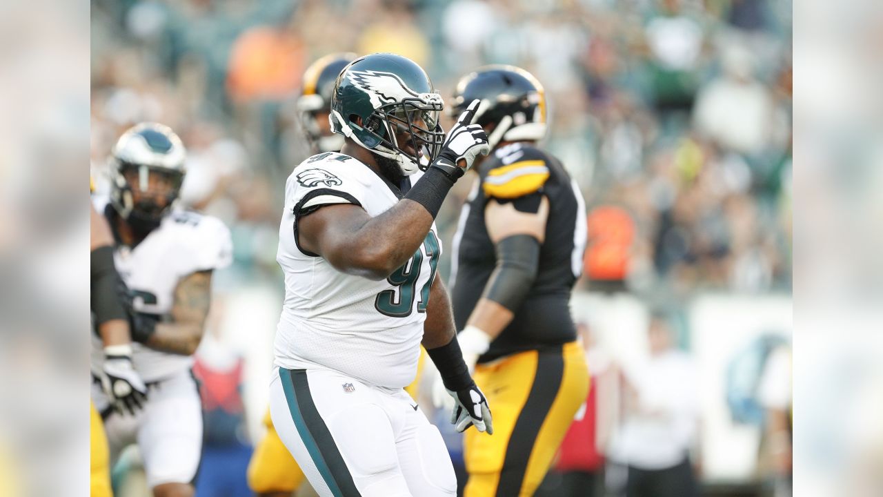 Steelers fall to Eagles in preseason opener