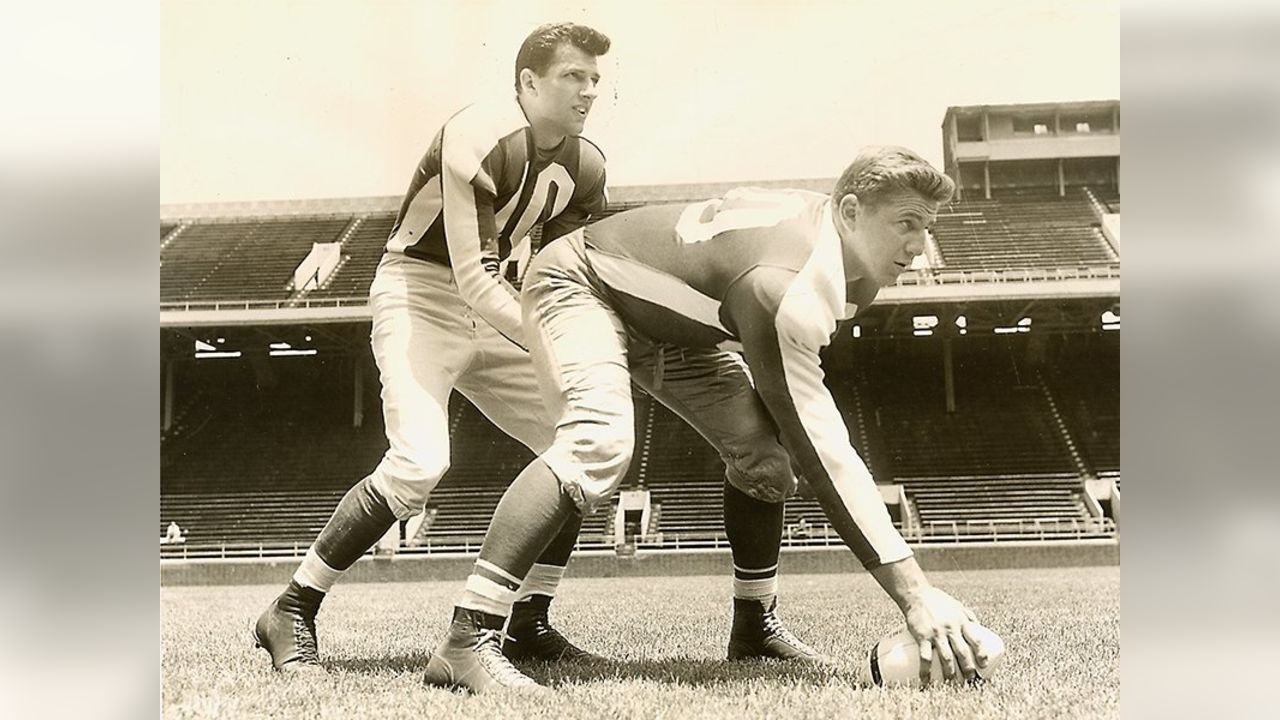 Mitchell & Ness Philadelphia Eagles 1949-62 Chuck Bednarik