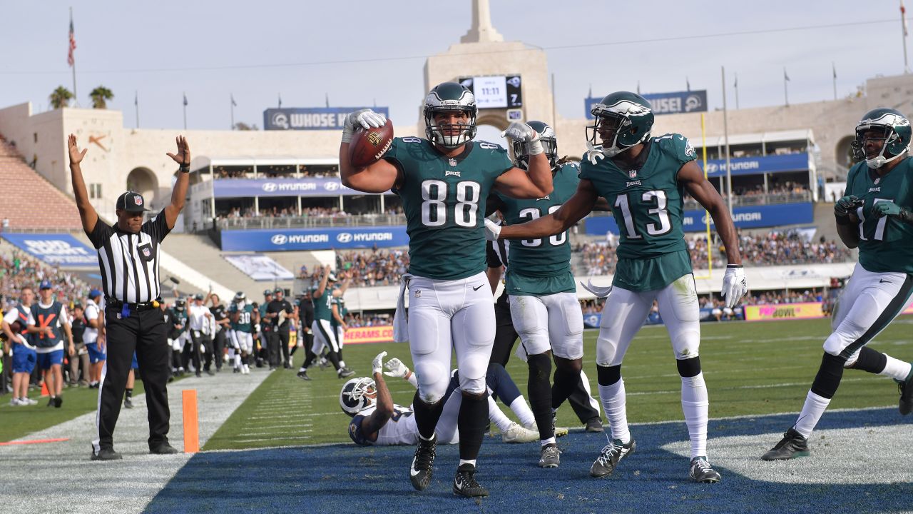 Eagles' Dallas Goedert doesn't want to be No. 2, Josh Adams hurt