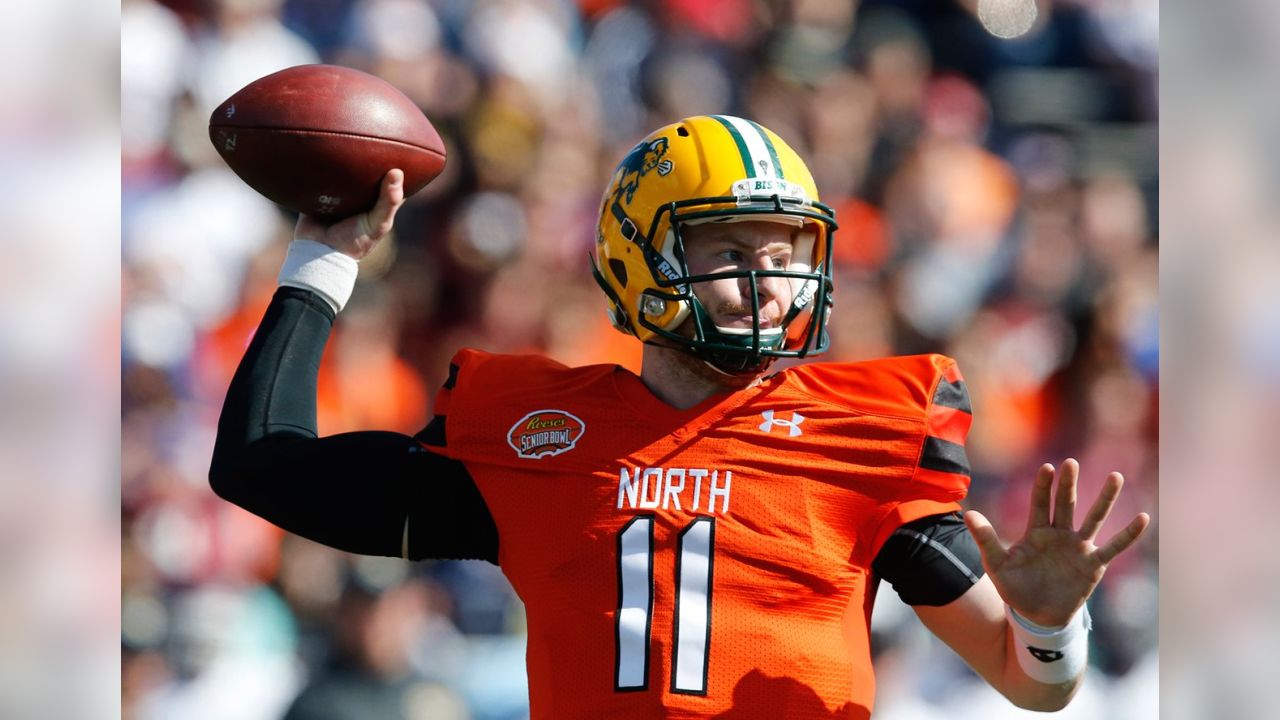 HOMBRE1  NFL Draft: Carson Wentz is the #2 Pick to the Philadelphia Eagles