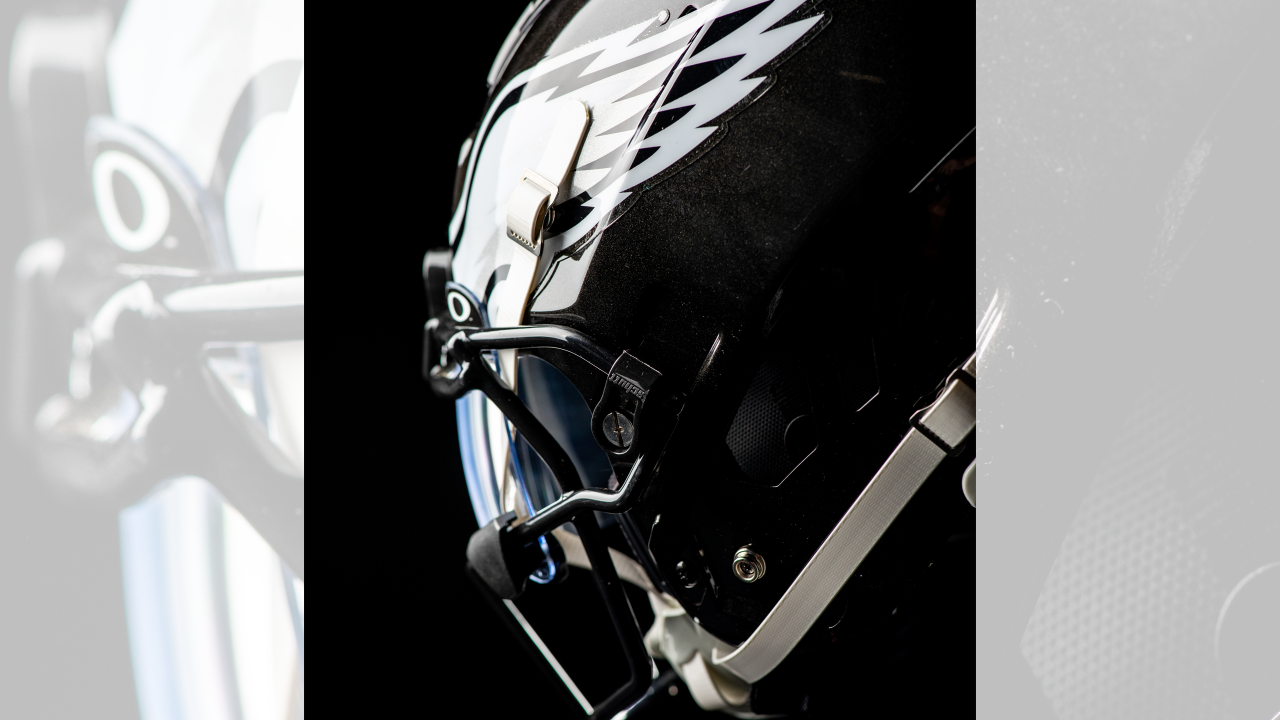 Philadelphia Eagles Unveil New Black Helmets 