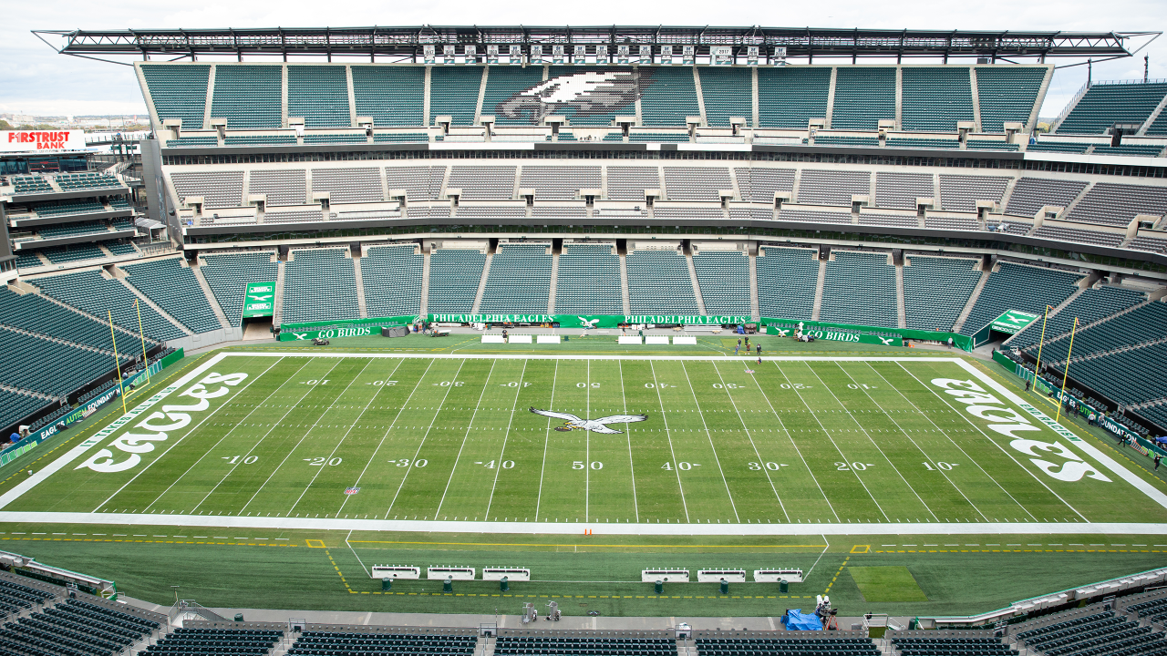 First Look: Lincoln Financial Field is ready for the Kelly Green game!