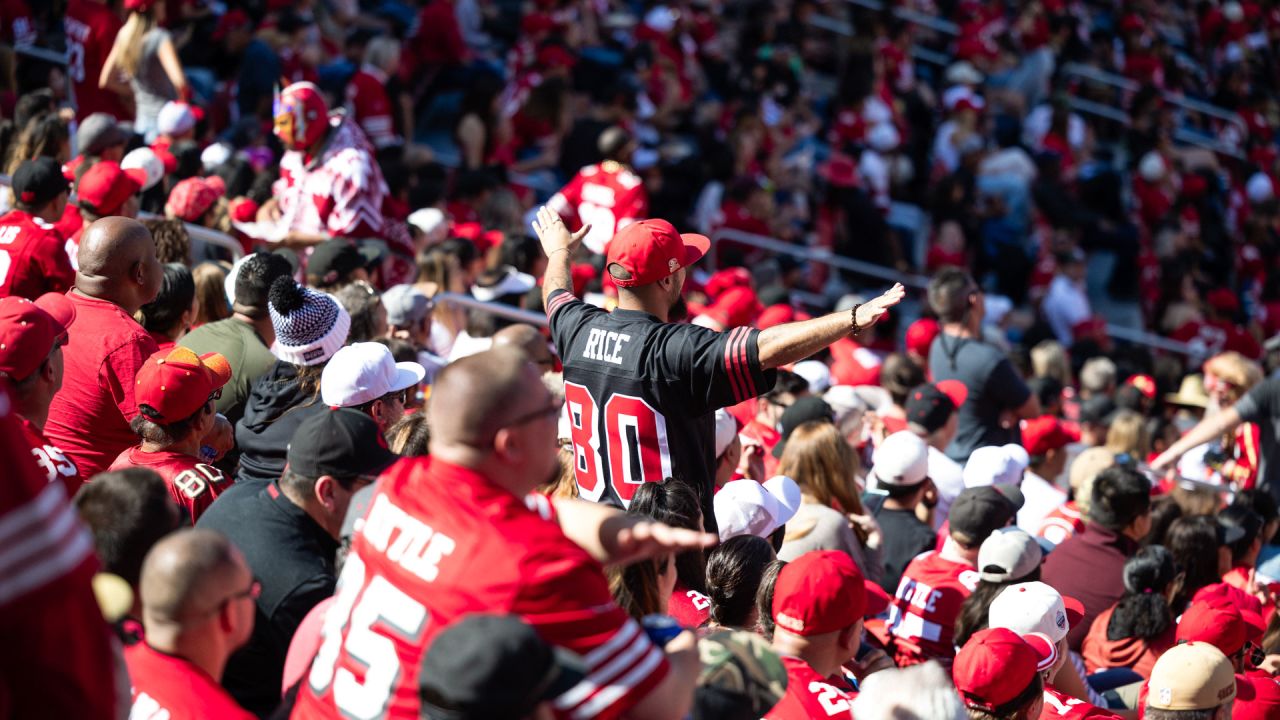 \ud83d\udce3 49ers Faithful Bring High Energy to Levi's\u00ae Stadium